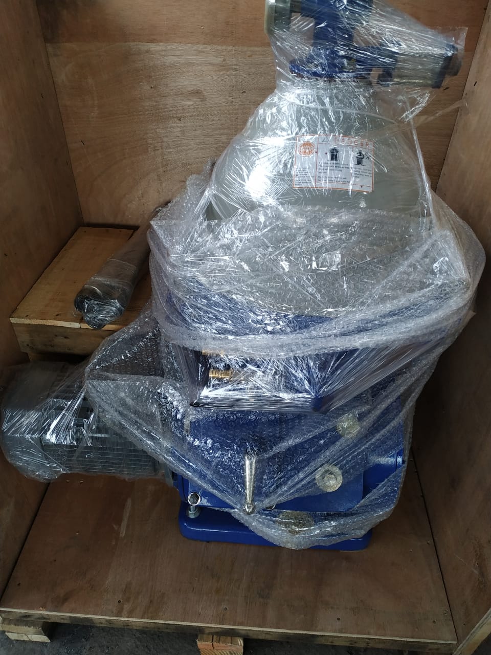 Main Engines & Spares