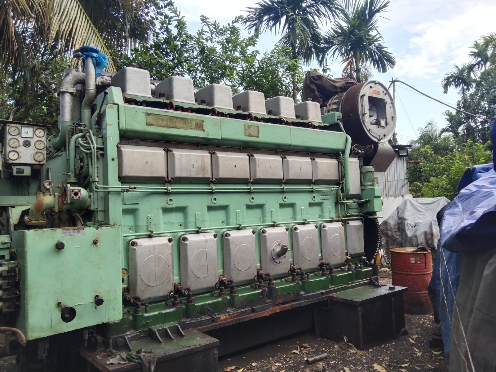 Main Engines & Spares